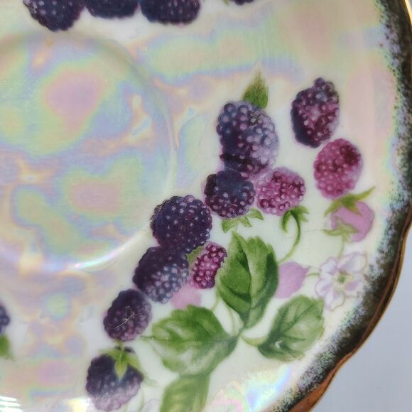 Vintage 1950's Tea Cup & Saucer Blackberry Design Ucagco June Iridescent - Picture 10 of 15